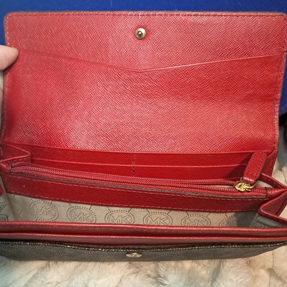 Michael Michael Kors Brown Jet Set Travel Large Trifold Large Monogram Wallet - Picture 6 of 7